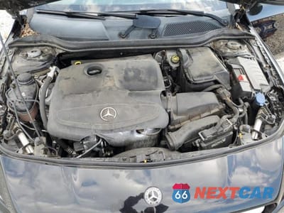 Zdjęcie 11 z 12 samochodu: 2018 MERCEDES-BENZ CLA 250 VIN:WDDSJ4EB2JN560989 - miniatura