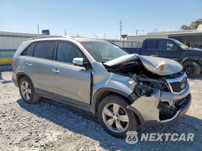 Czwarte zdjęcie samochodu z boku: 2013 KIA SORENTO EX VIN:5XYKU3A62DG364812 - miniatura