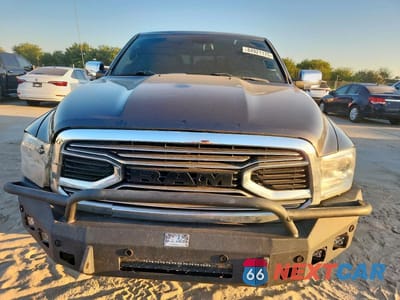 Piąte zdjęcie samochodu w środku: 2016 RAM 1500 LONGHORN LIMITED 3.0L V-6 DIESEL VIN:1C6RR7PM6GS184140 - miniatura