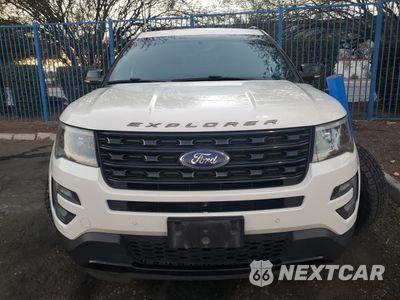Piąte zdjęcie samochodu w środku: 2016 FORD EXPLORER SPORT VIN:1FM5K8GT6GGB80063 - miniatura