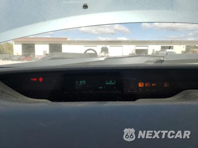 Zdjęcie 9 z 14 samochodu: 2006 TOYOTA PRIUS VIN:JTDKB20U067071135 - miniatura