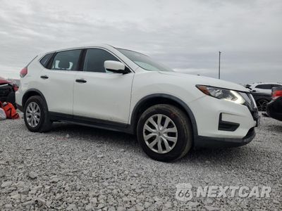 Czwarte zdjęcie samochodu z boku: 2017 NISSAN ROGUE S VIN:KNMAT2MV0HP602901 - miniatura