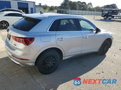 Trzecie zdjęcie samochodu z tyłu: 2022 AUDI Q3 PREMIUM 40 VIN:WA1AUCF38N1001937 - miniatura