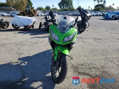 Drugie zdjęcie samochodu z przodu: 2015 KAWASAKI EX300 B VIN:JKAEX8B13FDA18612 - miniatura