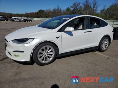 2023 TESLA MODEL X 7SAXCAE54PF404546 - główne zdjęcie licytacji z USA - miniatura