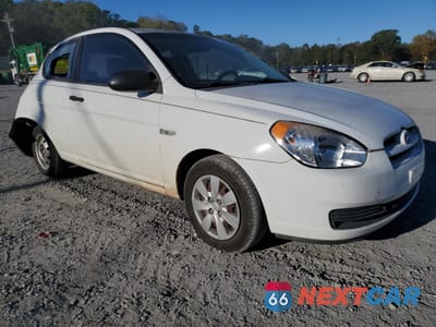 Czwarte zdjęcie samochodu z boku: 2008 HYUNDAI ACCENT GS VIN:KMHCM36CX8U068827 - miniatura