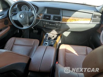 Zdjęcie 8 z 13 samochodu: 2011 BMW X5 XDRIVE35I VIN:5UXZV4C54BL408394 - miniatura