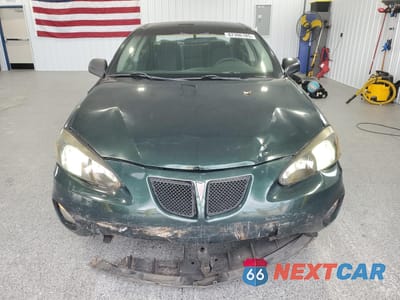 Piąte zdjęcie samochodu w środku: 2004 PONTIAC GRAND PRIX GT VIN:2G2WP522341263390 - miniatura