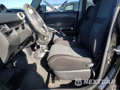 Zdjęcie 7 z 14 samochodu: 2006 TOYOTA SCION XB VIN:JTLKT324064115947 - miniatura