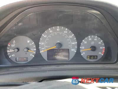 Zdjęcie 9 z 13 samochodu: 2002 MERCEDES-BENZ CLK 430 VIN:WDBLK70G72T121301 - miniatura