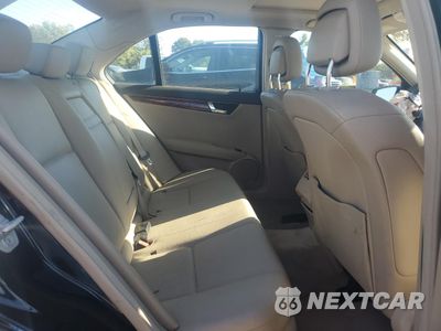 Zdjęcie 10 z 15 samochodu: 2011 MERCEDES-BENZ C 300 4MATIC VIN:WDDGF8BBXBR176813 - miniatura