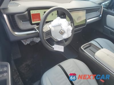 Zdjęcie 8 z 14 samochodu: 2025 RIVIAN R1S ADVENTURE VIN:7PDSGBBA9SN072092 - miniatura