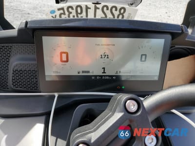 Zdjęcie 7 z 10 samochodu: 2025 CAN-AM SPYDER ROADSTER F3-T VIN:2BXREDD22SV000142 - miniatura