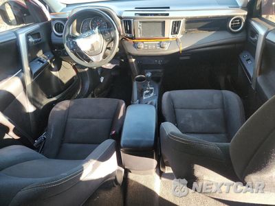 Zdjęcie 8 z 14 samochodu: 2015 TOYOTA RAV4 XLE VIN:JTMWFREV3FJ026645 - miniatura