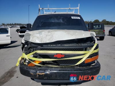 Piąte zdjęcie samochodu w środku: 2004 CHEVROLET EXPRESS G3500 VIN:1GCHG35U441244598 - miniatura