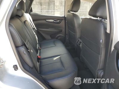 Zdjęcie 10 z 16 samochodu: 2021 NISSAN ROGUE SPORT SV VIN:JN1BJ1BV9MW560822 - miniatura