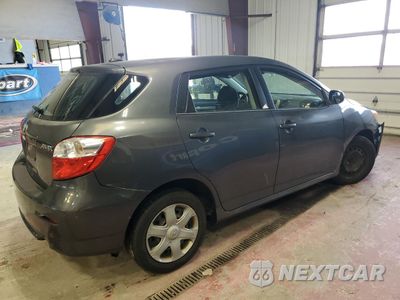 Trzecie zdjęcie samochodu z tyłu: 2009 TOYOTA COROLLA MATRIX VIN:2T1KU40E09C005203 - miniatura