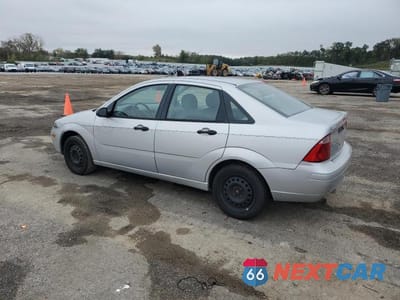 Drugie zdjęcie samochodu z przodu: 2005 FORD FOCUS ZX4 VIN:1FAFP34N25W202670 - miniatura
