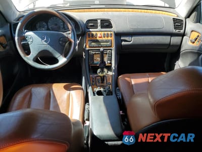 Zdjęcie 8 z 13 samochodu: 2002 MERCEDES-BENZ CLK 430 VIN:WDBLK70G72T121301 - miniatura