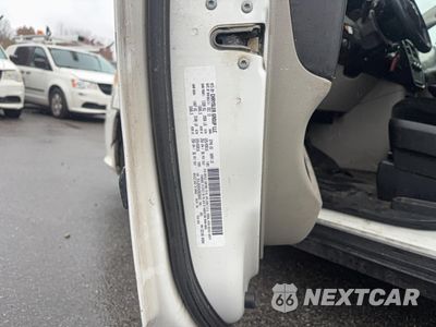 Zdjęcie 10 z 10 samochodu: 2013 RAM TRADESMAN VIN:2C4JRGAG4DR658642 - miniatura