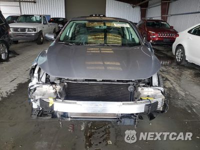 Piąte zdjęcie samochodu w środku: 2022 HONDA INSIGHT TOURING VIN:19XZE4F92NE001803 - miniatura