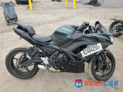 2025 KAWASAKI EX650 P ML5EXEP11SDAG4789 - główne zdjęcie licytacji z USA - miniatura