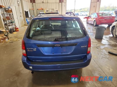 Zdjęcie 6 z 14 samochodu: 2005 FORD FOCUS ZXW VIN:1FAFP36N75W262618 - miniatura