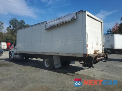 Trzecie zdjęcie samochodu z tyłu: 2015 INTERNATIONAL 4300 BOX TRUCK VIN:1HTMMAAN2FH642836 - miniatura