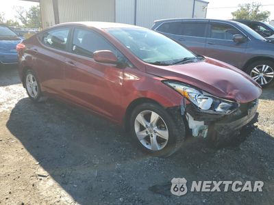 Czwarte zdjęcie samochodu z boku: 2013 HYUNDAI ELANTRA GLS VIN:5NPDH4AE8DH297362 - miniatura
