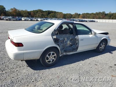 Trzecie zdjęcie samochodu z tyłu: 1997 TOYOTA CAMRY CE VIN:4T1BG22K7VU778015 - miniatura