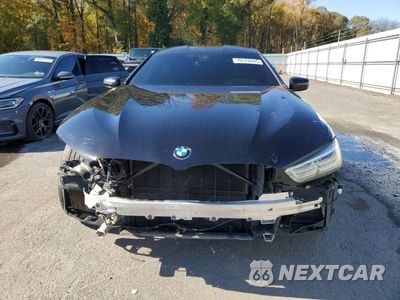 Piąte zdjęcie samochodu w środku: 2022 BMW M850XI VIN:WBAGV8C09NCH96974 - miniatura