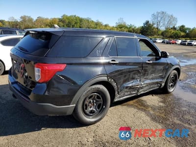 Trzecie zdjęcie samochodu z tyłu: 2022 FORD EXPLORER POLICE INTERCEPTOR VIN:1FM5K8AB0NGC07366 - miniatura