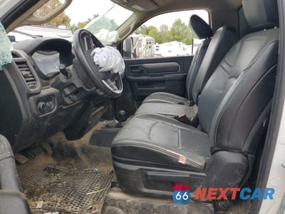 Zdjęcie 7 z 12 samochodu: 2020 RAM 4500 VIN:3C7WRLBJ4LG221529 - miniatura