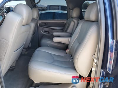 Zdjęcie 11 z 14 samochodu: 2003 GMC YUKON XL C1500 VIN:1GKEC16T43J113540 - miniatura