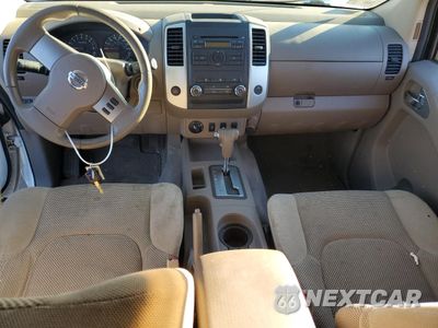 Zdjęcie 8 z 12 samochodu: 2010 NISSAN FRONTIER CREW CAB SE VIN:1N6AD0EV9AC441426 - miniatura