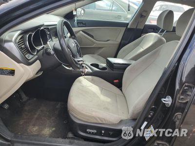Zdjęcie 7 z 12 samochodu: 2013 KIA OPTIMA LX VIN:KNAGM4A70D5327171 - miniatura