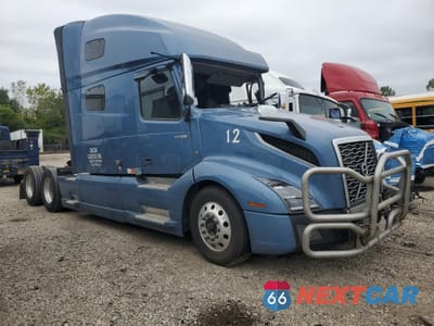 2022 VOLVO VN VNL 4V4NC9EH2NN601764 - główne zdjęcie licytacji z USA - miniatura