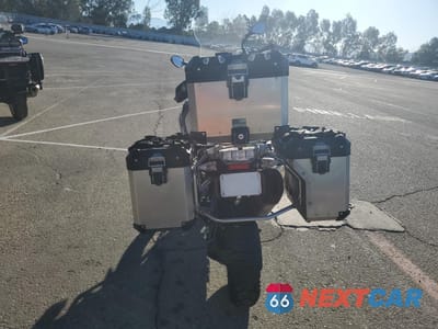 Czwarte zdjęcie samochodu z boku: 2016 BMW R1200 GS ADVENTURE VIN:WB10A1208GZ664744 - miniatura