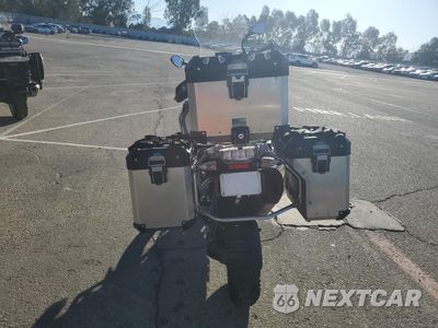 Czwarte zdjęcie samochodu z boku: 2016 BMW R1200 GS ADVENTURE VIN:WB10A1208GZ664744 - miniatura