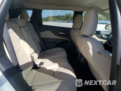Zdjęcie 11 z 14 samochodu: 2016 JEEP CHEROKEE LATITUDE VIN:1C4PJMCB8GW309884 - miniatura