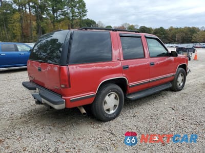 Trzecie zdjęcie samochodu z tyłu: 1998 GMC YUKON VIN:1GKEK13R5WJ723740 - miniatura