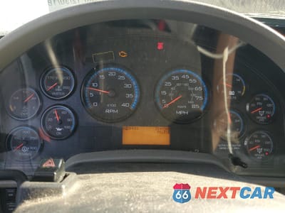 Zdjęcie 8 z 10 samochodu: 2018 INTERNATIONAL 4000 4300 - BOX TRUCK VIN:1HTMMMML7JH532806 - miniatura