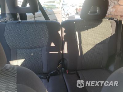 Zdjęcie 10 z 15 samochodu: 2004 TOYOTA RAV4 VIN:JTEHD20V646010495 - miniatura