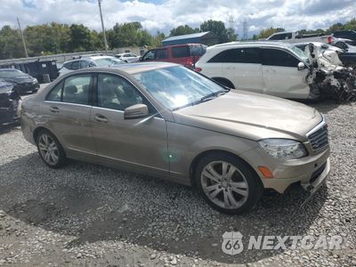 Czwarte zdjęcie samochodu z boku: 2010 MERCEDES-BENZ C 300 VIN:WDDGF5EB7AR117095 - miniatura