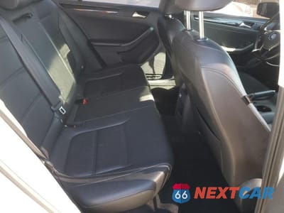 Zdjęcie 10 z 12 samochodu: 2016 VOLKSWAGEN JETTA VIN:3VWL17AJ4GM223494 - miniatura
