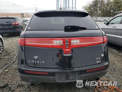 Zdjęcie 6 z 12 samochodu: 2016 LINCOLN MKT VIN:2LMHJ5NK3GBL00342 - miniatura