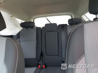 Zdjęcie 10 z 16 samochodu: 2017 FORD ESCAPE SE VIN:1FMCU0GD6HUE21988 - miniatura