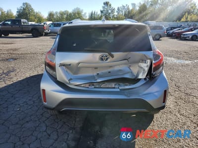 Zdjęcie 6 z 14 samochodu: 2018 TOYOTA PRIUS C VIN:JTDKDTB35J1599804 - miniatura