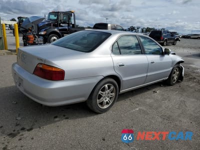 Trzecie zdjęcie samochodu z tyłu: 2001 ACURA 3.2TL VIN:19UUA56661A012027 - miniatura