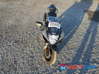Piąte zdjęcie samochodu w środku: 2025 SUZUKI GSX-R750 VIN:JS1GR7MA3S7101988 - miniatura
